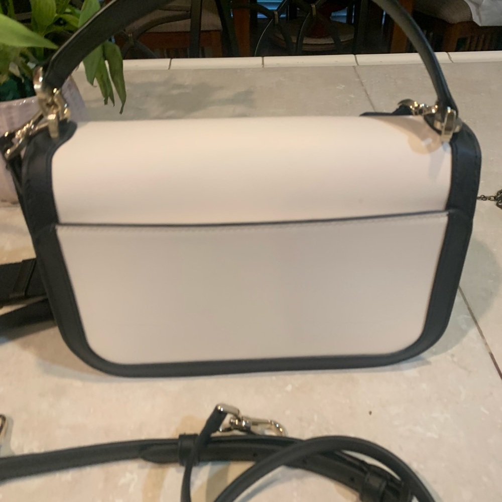 Elegant White and Black Crossbody Bag NWOT - Picture 3 of 5